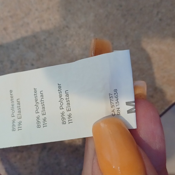 Fabletics Power Hold Beautiful Creamy White Limited Edition Set - Picture 15 of 16